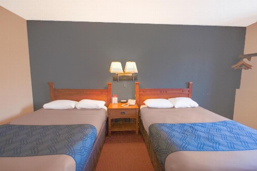 Love Hotels Junction City KS Near Fort Riley By OYO image 28