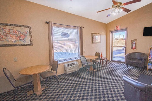 Love Hotels Junction City KS Near Fort Riley By OYO image 36